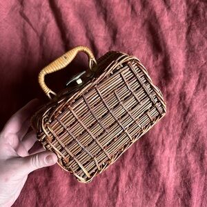 Woven Mini Latch Box